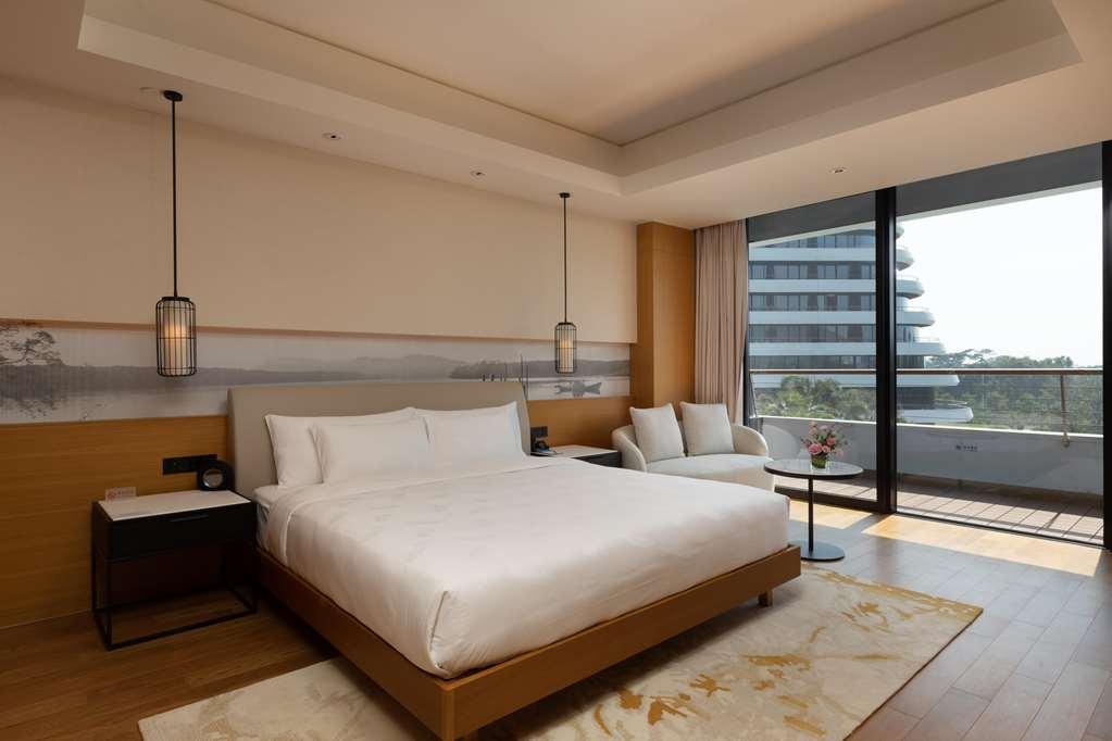Ln Garden Hotel Nansha Kanton Zimmer foto