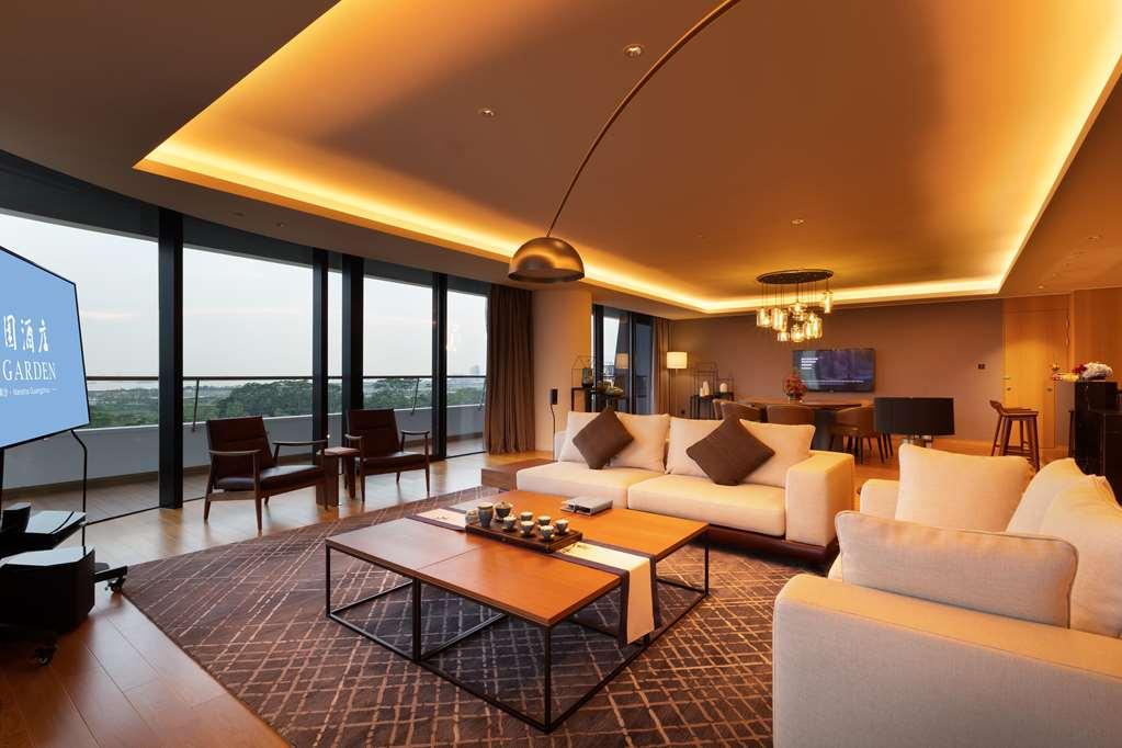 Ln Garden Hotel Nansha Kanton Zimmer foto