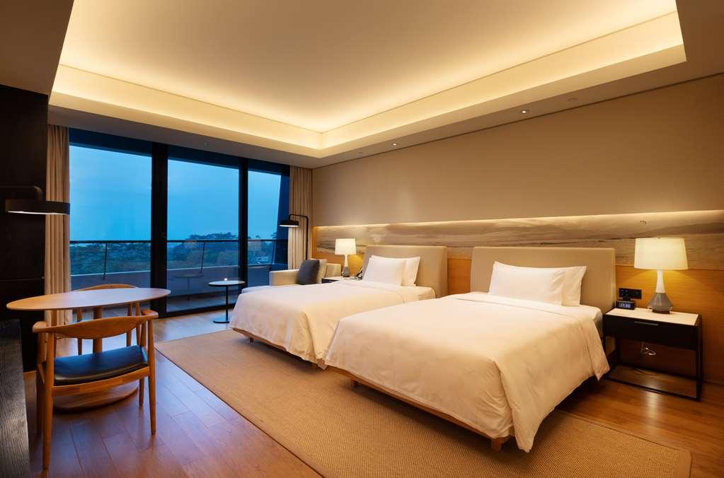 Ln Garden Hotel Nansha Kanton Zimmer foto