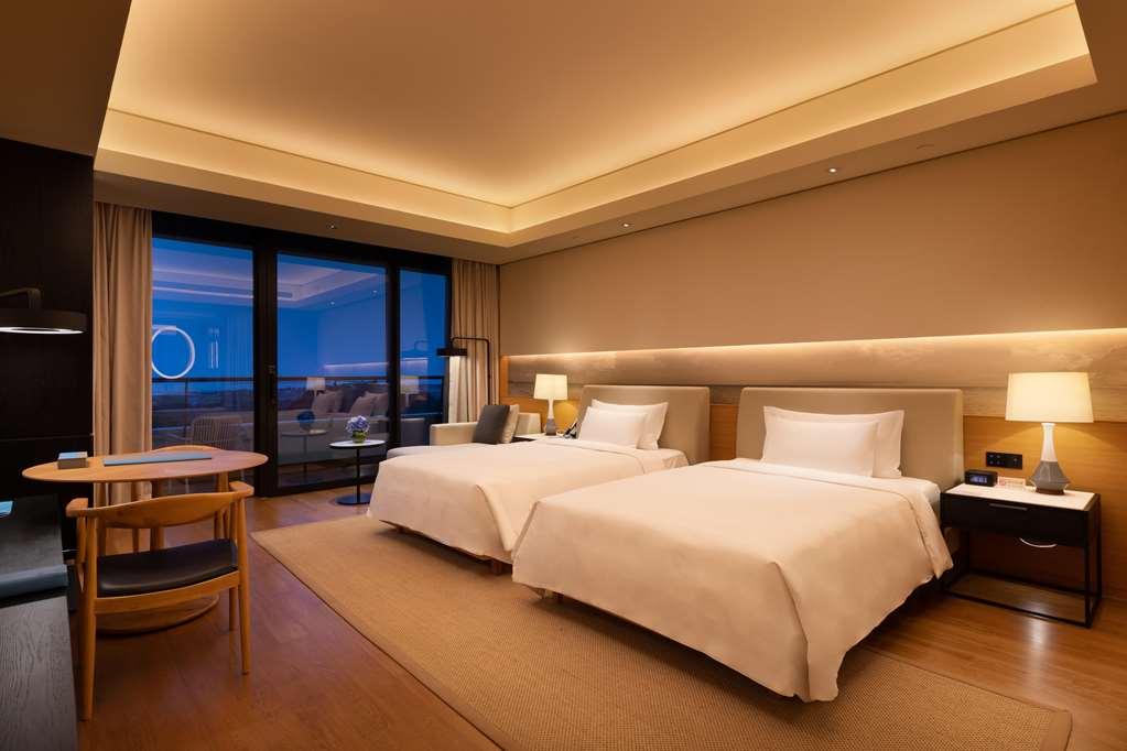 Ln Garden Hotel Nansha Kanton Zimmer foto